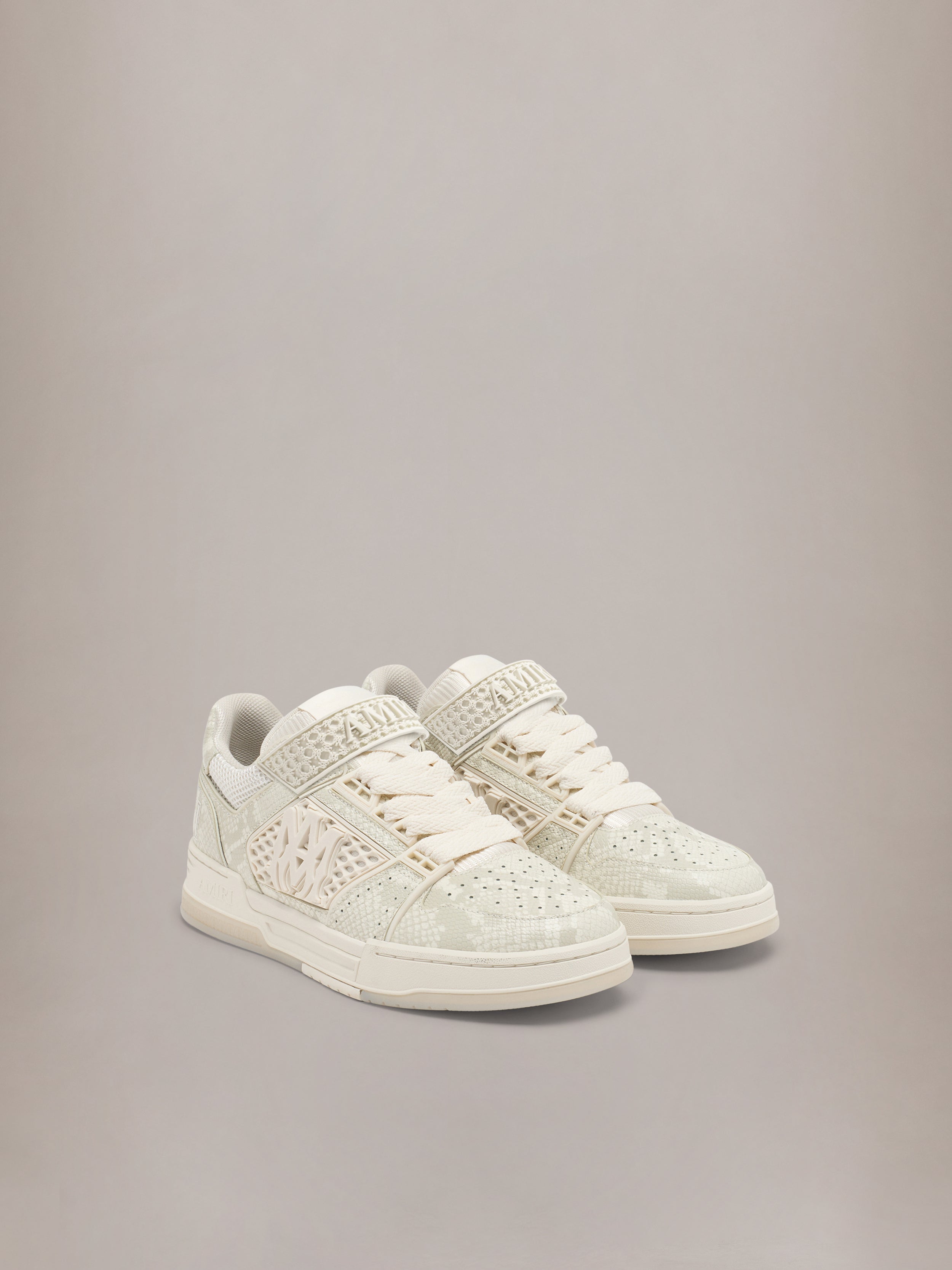 CLASSIC LOW - Alabaster