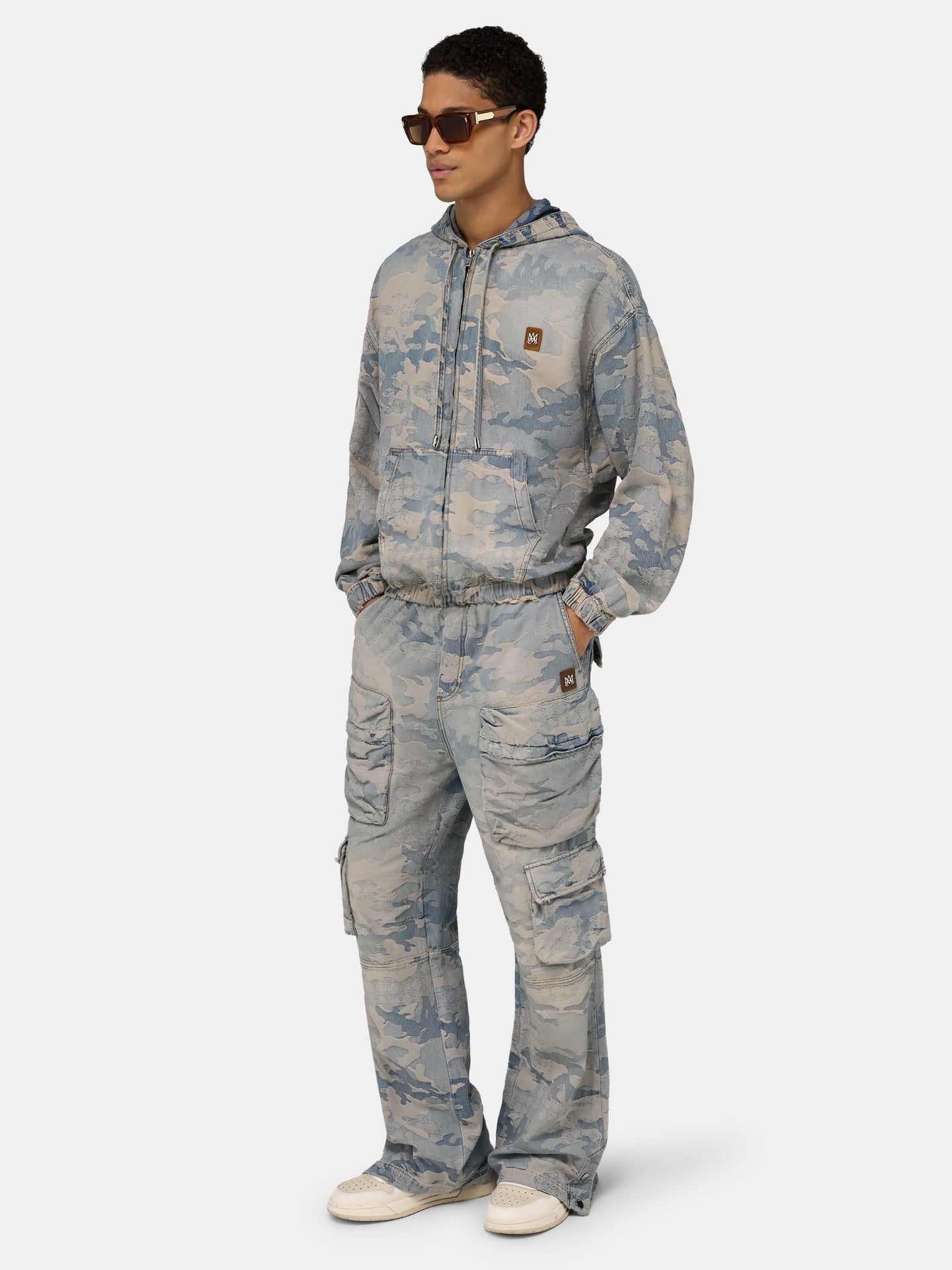 CAMO JACQUARD BAGGY CARGO JEAN - Camo Indigo - AMIRI
