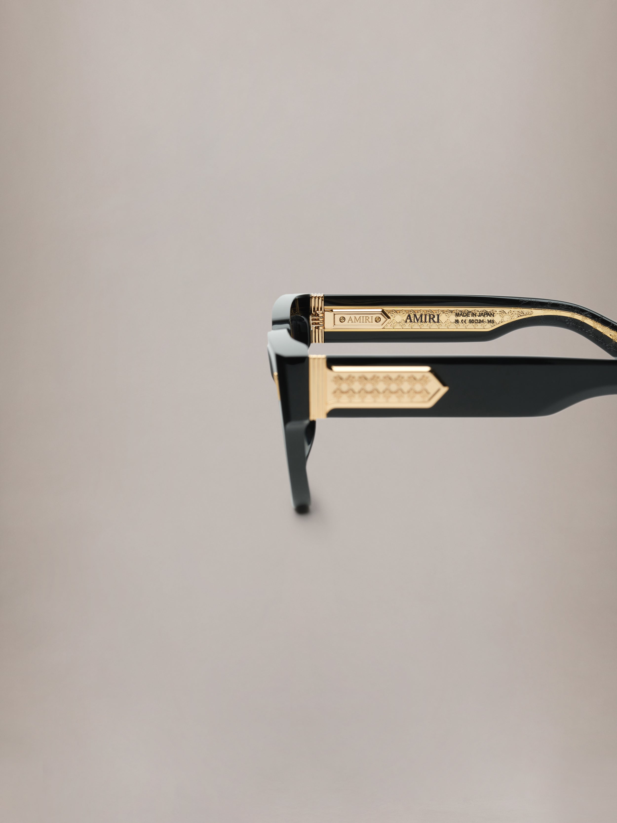 AMIRI サングラス ブラック ゴールド MULHOLLAND SUNGLASSES - Black Gold – AMIRI