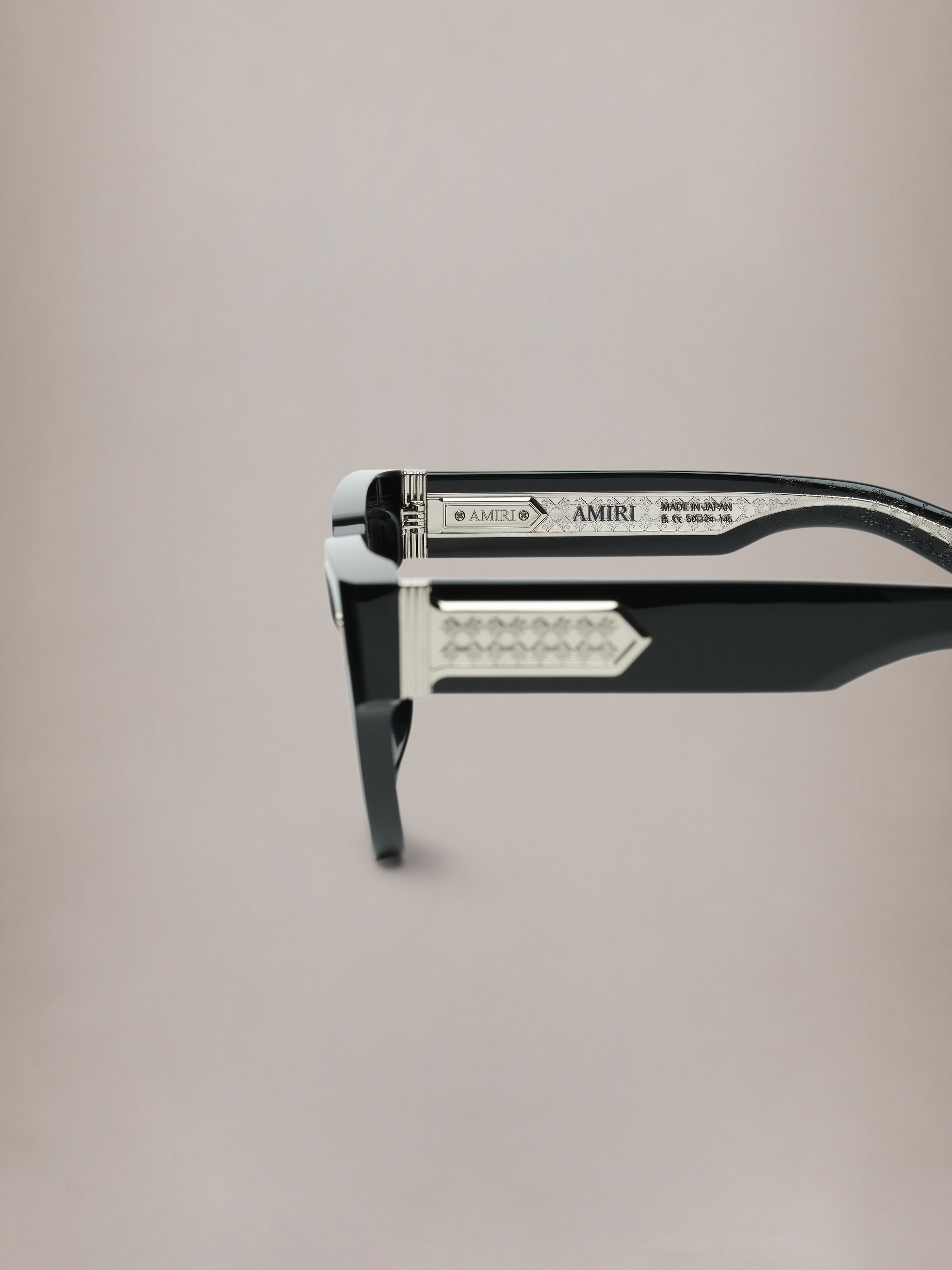 MULHOLLAND SUNGLASSES - Black Silver – AMIRI