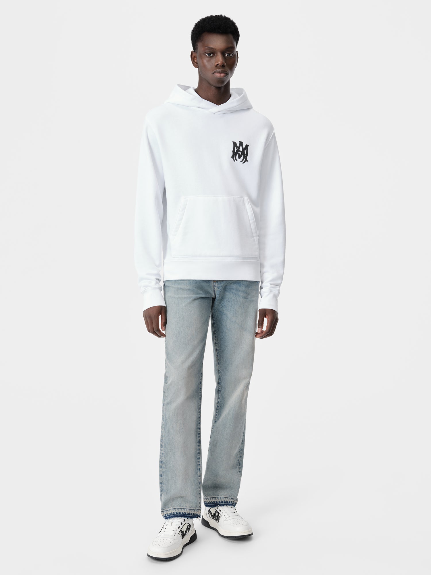 Product MA CORE LOGO HOODIE - White featured image
