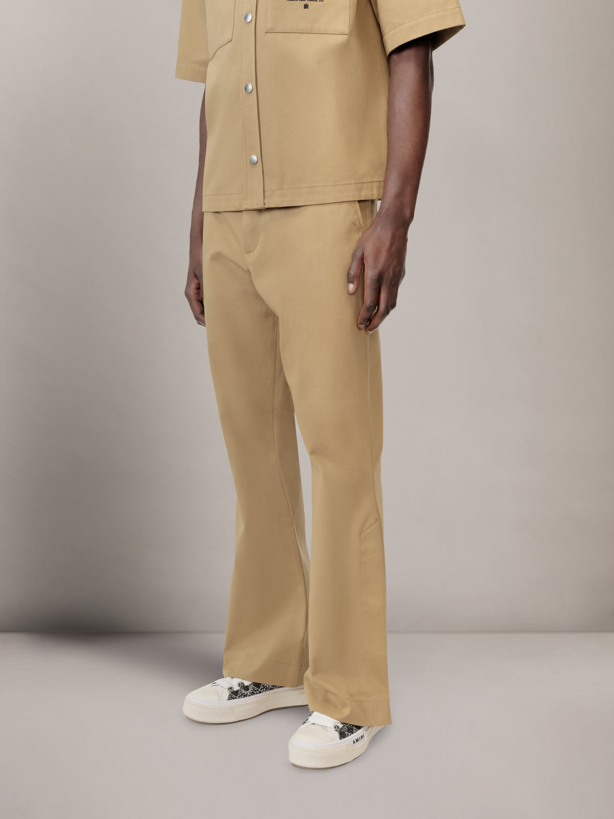 CHINO KICK FLARE - SEPIA TINT - AMIRI