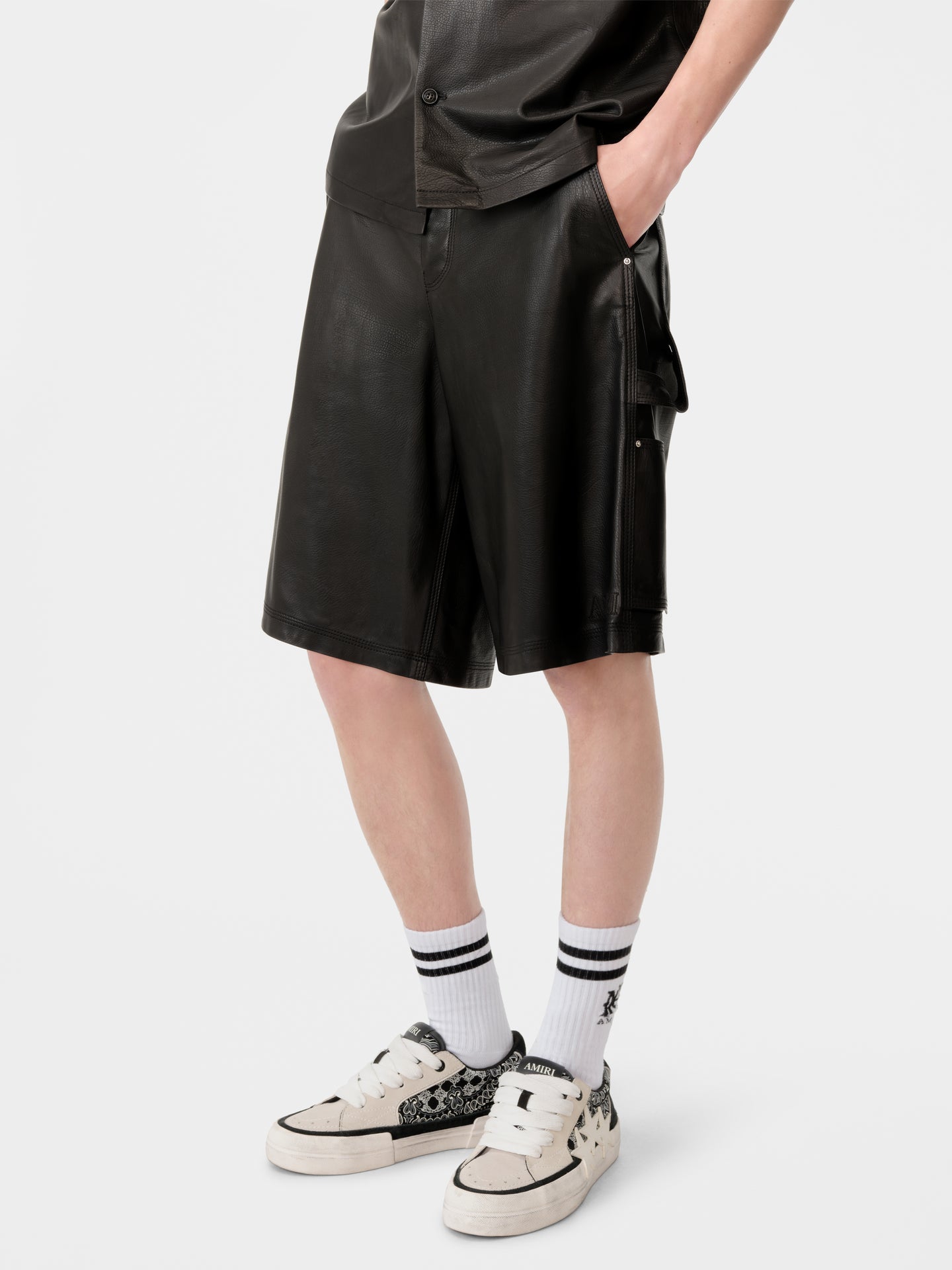 MA LEATHER CARPENTER SHORT - Black - AMIRI