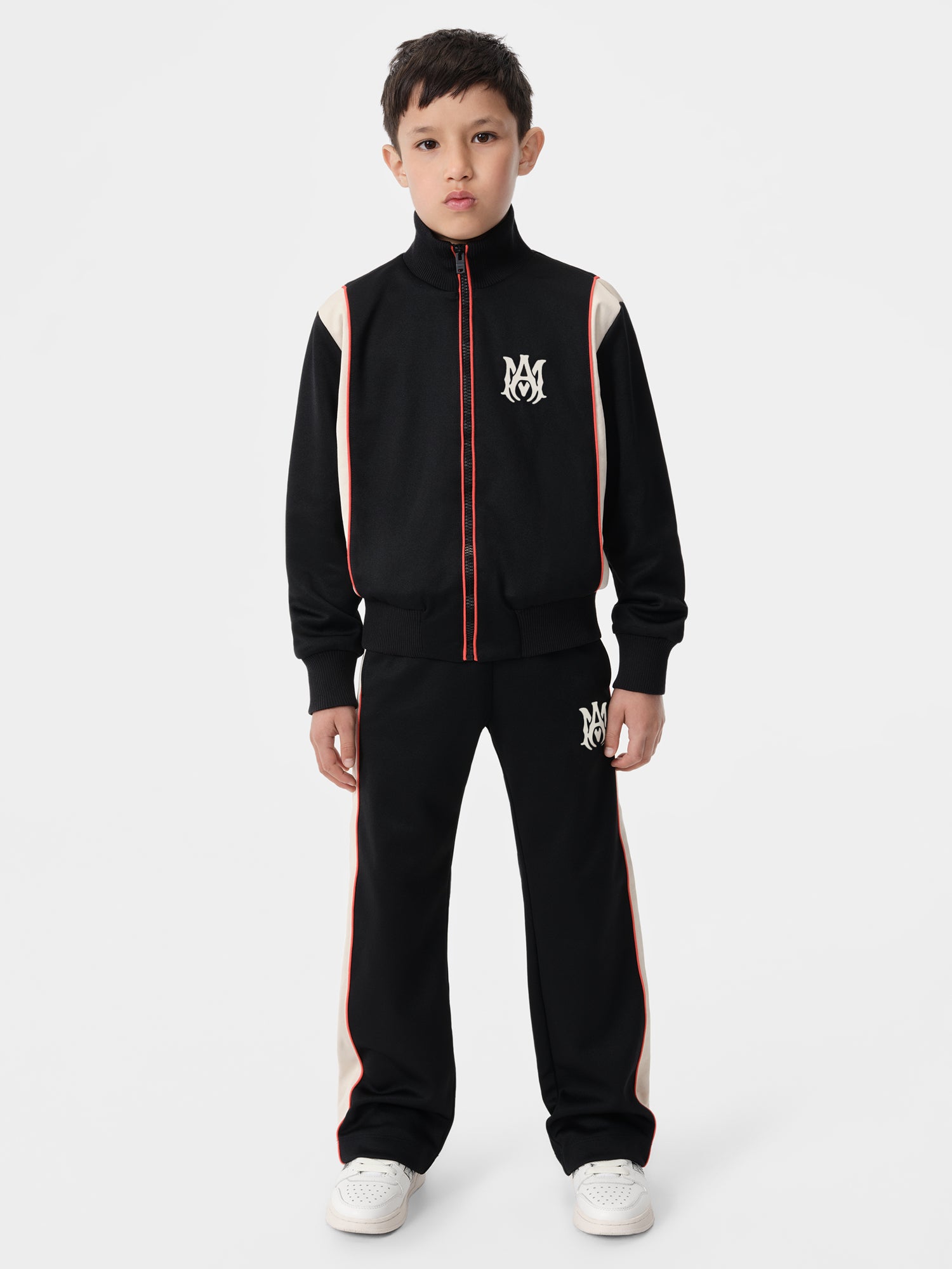 Product KIDS - KIDS' MA TRACK PANT - Black featured image