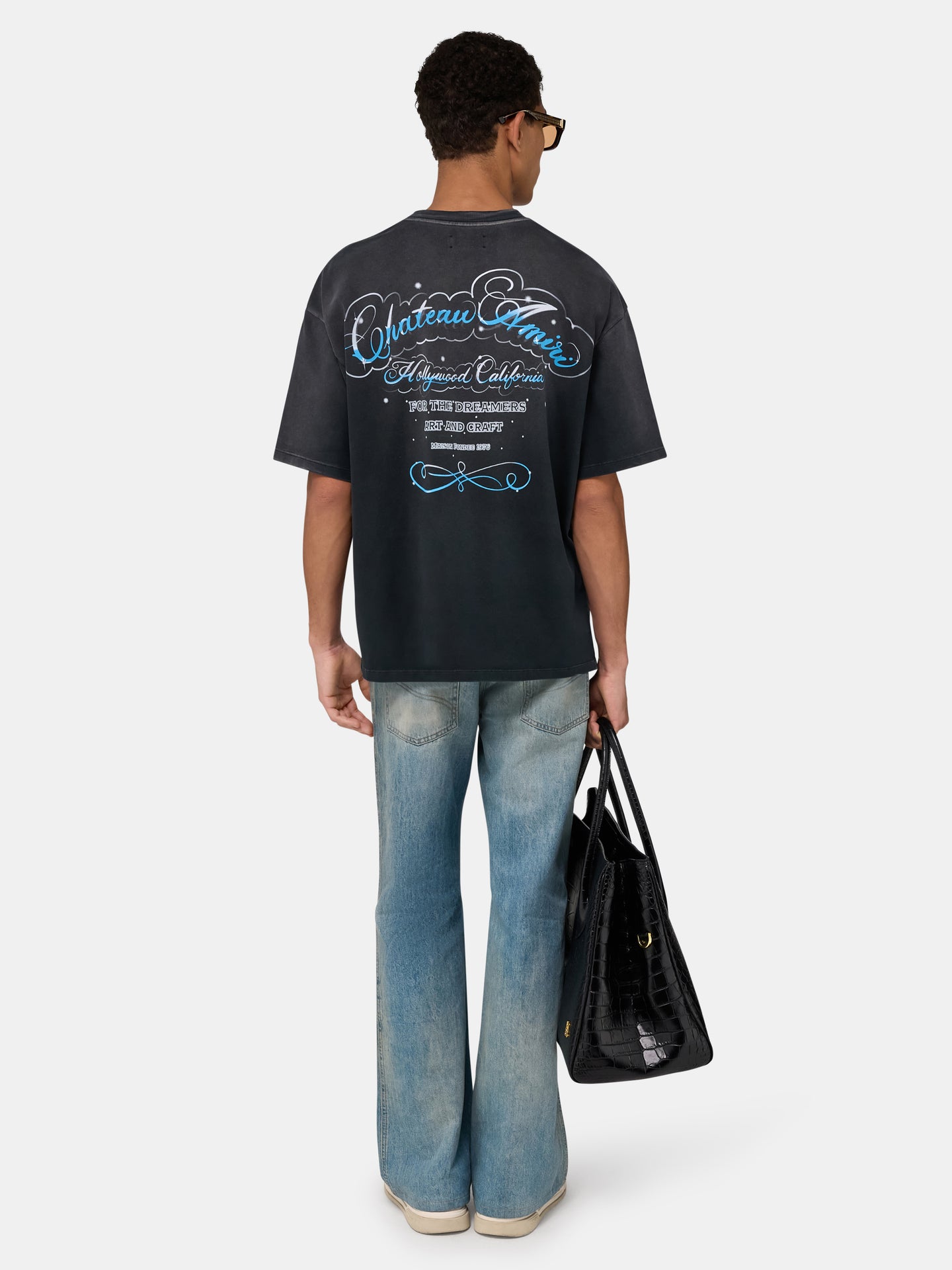 CRYSTAL CHATEAU SCRIPT OVERSIZED TEE - Black - AMIRI