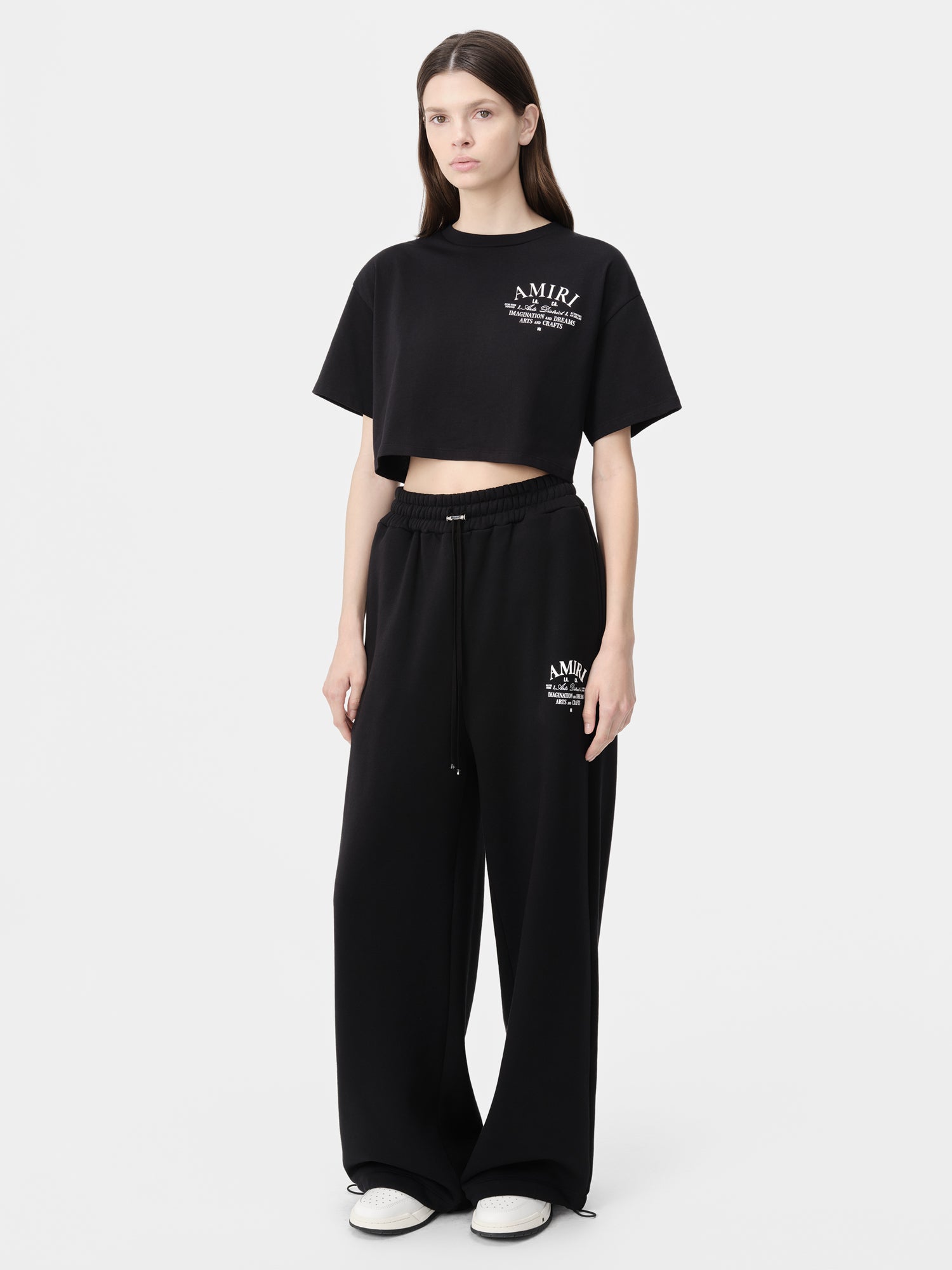 Product WOMEN - WOMEN'S ARTS DISTRICT CROPPED TEE - Black featured image